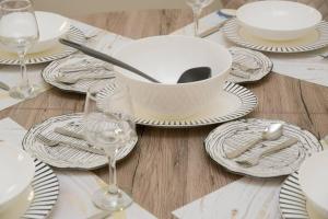 Strata deluxe Apt.(Must)