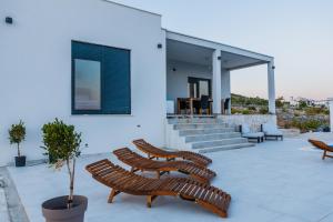 Villa Zlatno Sunce in the hills near Trogir