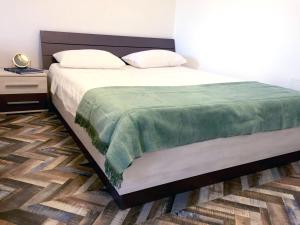 Gretas place - Elegant home with Exclusive location and Seaview