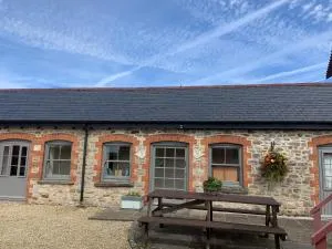 Kingfisher Cottage at Duffryn Mawr Cottages - 考布里奇