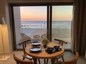 NOA BEACHFRONT SUITES Kos Greece