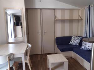 Campings Mobil home grand confort en Provence : photos des chambres