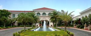 The Palms Town & Country Club - Resort