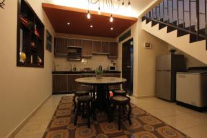 Vista Rio - Scenic River View, Walk to Jonker St