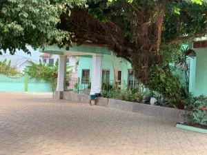Suus Rahma Guest House & Apartments - Otele