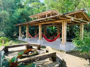 La Casa de Cecilia Mindo - 明多