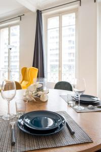 2 BR Appartement Near Tour Eiffel & Trocadéro