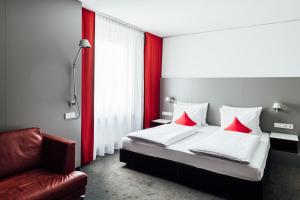 Deluxe Double Room room in Vienna House Easy MO. Stuttgart