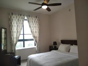 Stratford Serenade Havelock City Luxury Apartment - Bambalapitiya