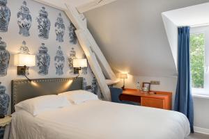 Hotels Logis Domaine De Valaudran : Chambre Double Confort