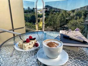 Business Hotel Plovdiv - Central Location