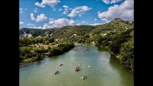 Maisons de vacances Hebergements des POSAS : photos des chambres