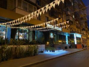 Kharkiv Center Apartment on Hoholya Str, Poetry square