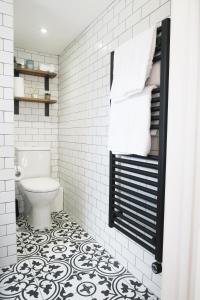 The Annexe - private, self-contained with parking