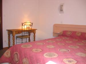 Hotels Hotel de la Mairie : Chambre Triple