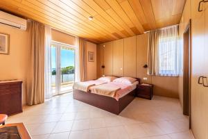 Studio Apartments Apolonia 