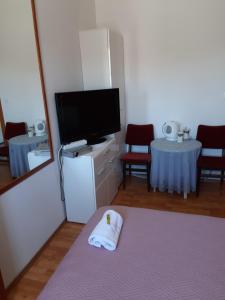 Villa Šjor Room-Delux- with a modern bathroom- - Primosten -Lokvice 6