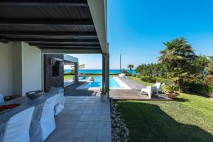 Possidi Villa Glamour by Luxlikehome