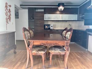 Moonlight Apartment Petrovac