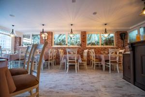 Pulpudeva Family Hotel