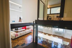 LOFT KEYWEEK contemporary Loft style Apartment in Biarritz City center