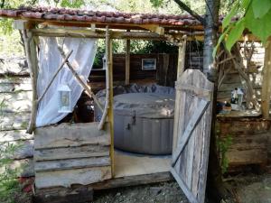 Chalets La Cabane Aux Loups : photos des chambres