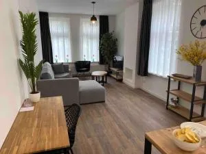 HaagsHuisje- eigen appartement, dichtbij alles, stijlvol - 莱岑丹