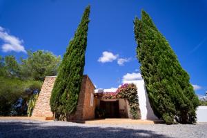 Villa Tegui is a luxury villa close to San Rafael and 10 min drive to Ibiza Town and San Antonio