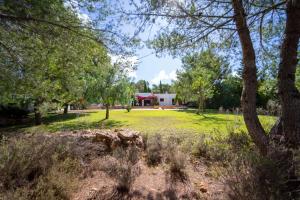 Villa Tegui is a luxury villa close to San Rafael and 10 min drive to Ibiza Town and San Antonio