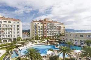 Luxuoso resort cinco estrelas com vista para o mar - كنازييراس