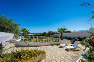 BLU OLTREMARE 50 mt Spiaggia Playa