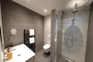 Beautiful 60m2 One-Bedroom Apartment with Terrace - WA7A