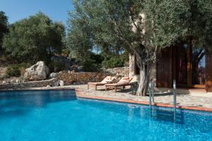 Alonissos Poikilma Villas exclusive luxury villas with private pools in nature Alonissos Greece