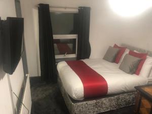 Kirubash Central Pier Hotel