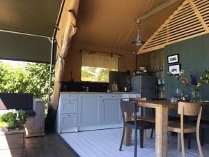 Glamping aan de Plas