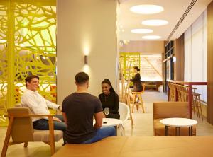 Holiday Inn Express Sydney Macquarie Park By IHG video