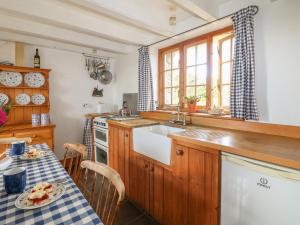 Higher Roskorwell Cottage