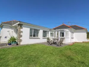 Rospletha Bungalow - Porthcurno