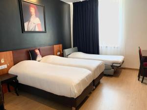 Hotels Hotel des Lys : photos des chambres