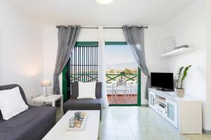 Parque Don José with heated pool and wifi