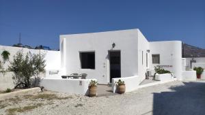 Apartment for 2-3 people Santorini Greece