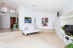 Casa Ajabo with heateable pool