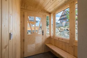 Domek 990m npm