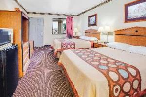 Room #100907621 room in Super 8 by Wyndham Arkadelphia Caddo Valley Area