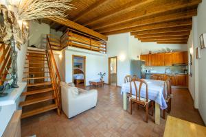 Family Studio room in H - Montes de Praias GuestHouse