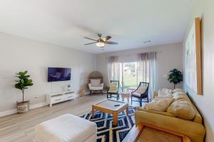 Two Bedroom House room in Gulf Walk 205