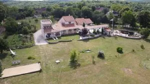 Junior Suite Le Pied de Mulet - Limeyrat