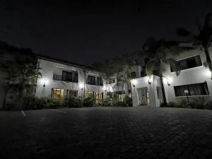 Aanmani Rose Guesthouse - Brooklyn