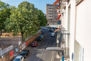 Appartements Cocon avec terrasse et garage proche musee Soulages : photos des chambres