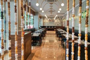 7 Apple Hotel - Viman Nagar Pune